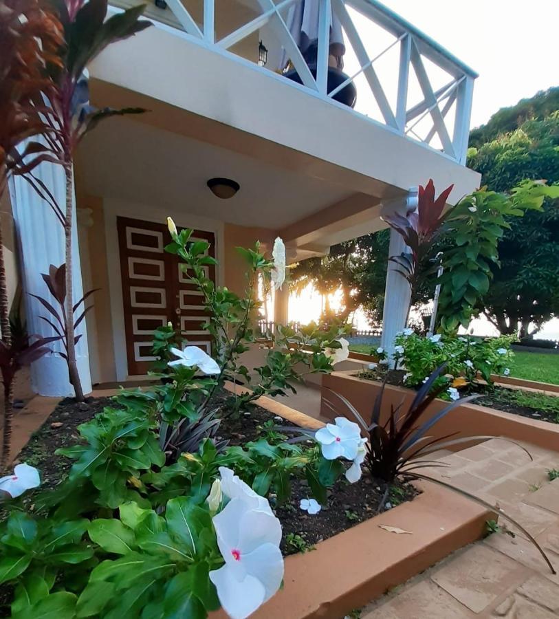 Castara Inn Exterior photo